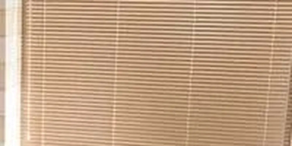 Фото шторы плиссе с электроприводом  в ванную комнату